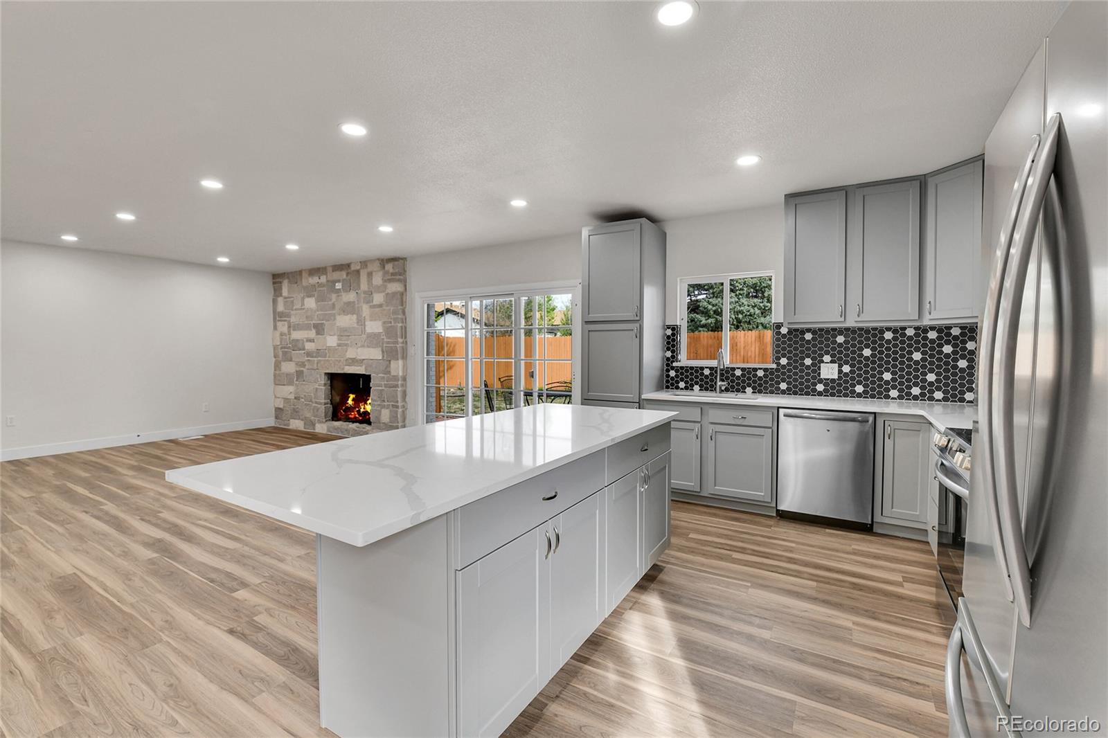 MLS Image #8 for 5224  scranton court,denver, Colorado