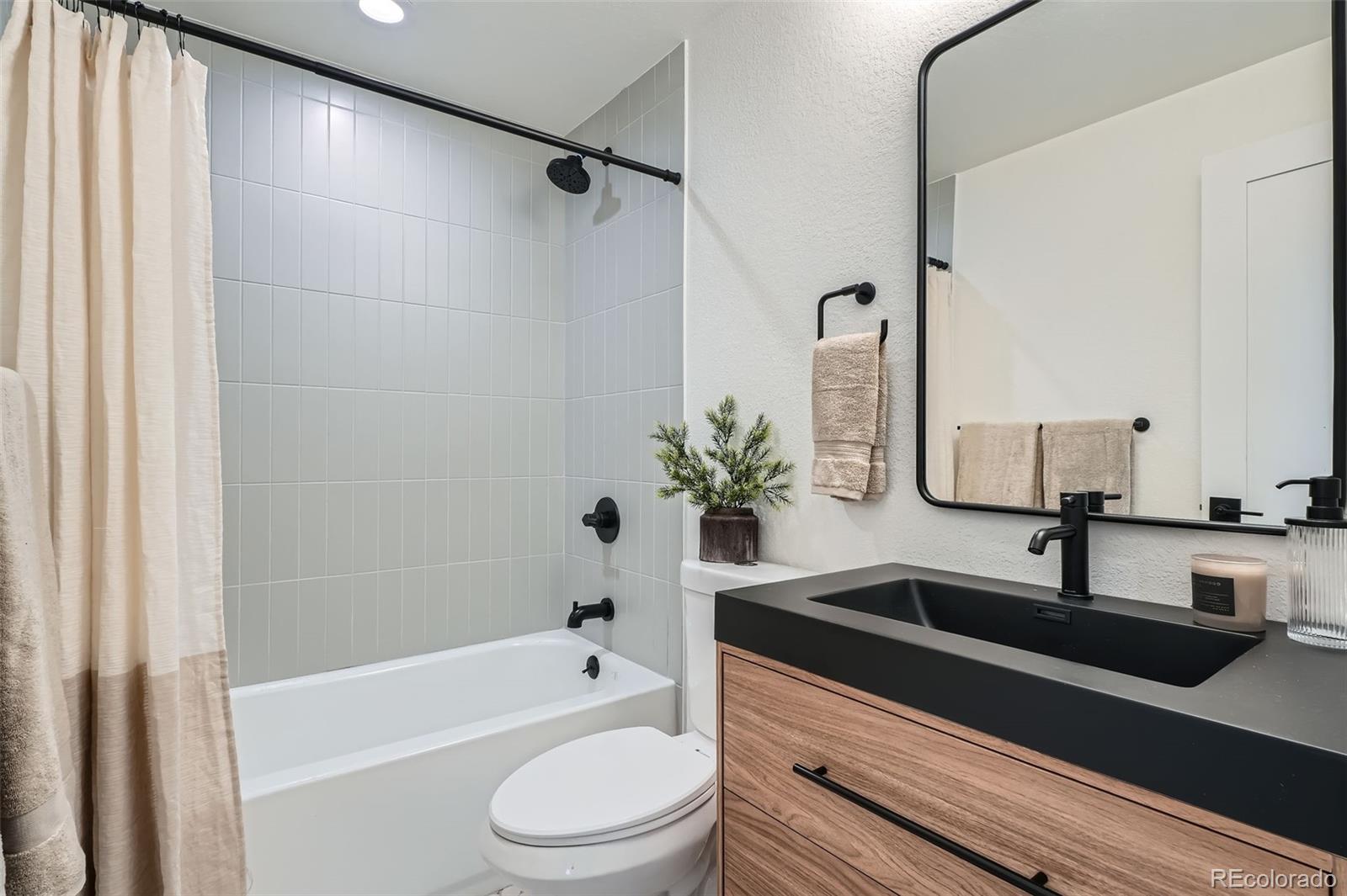MLS Image #17 for 2076 s yates street,denver, Colorado