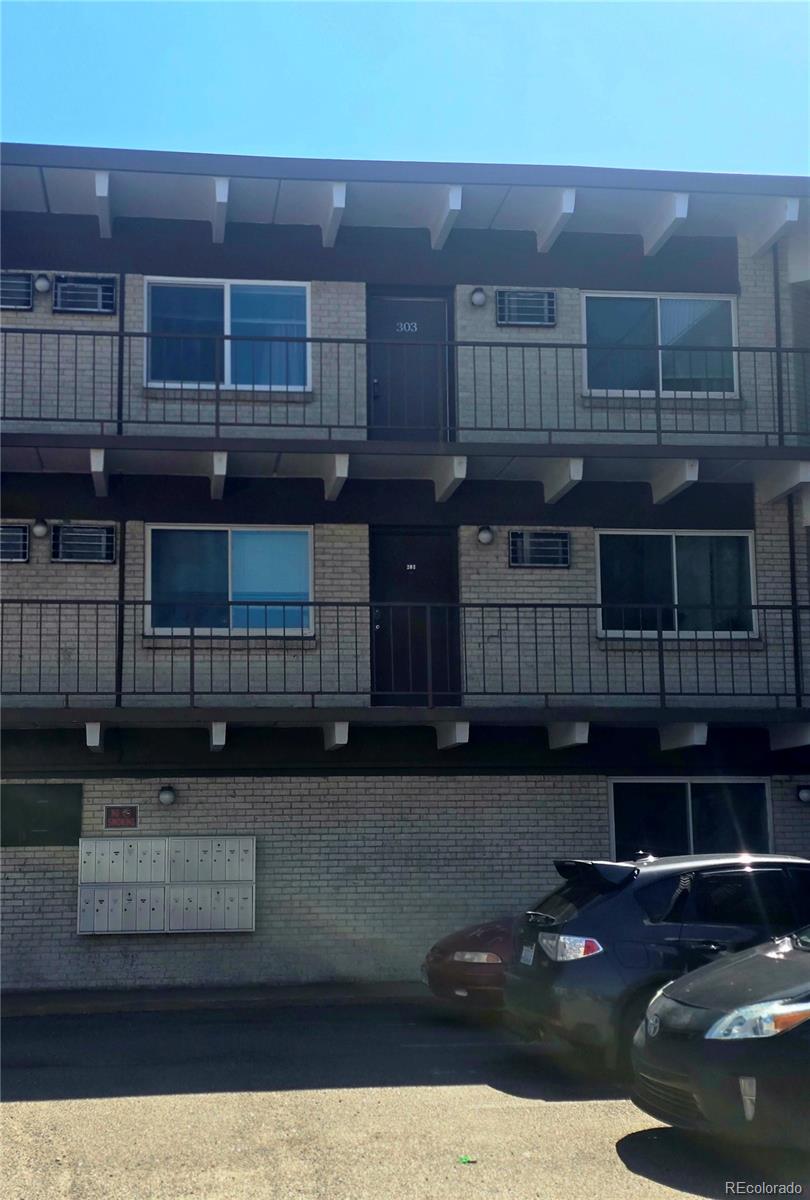 MLS Image #8 for 590 n logan street,denver, Colorado
