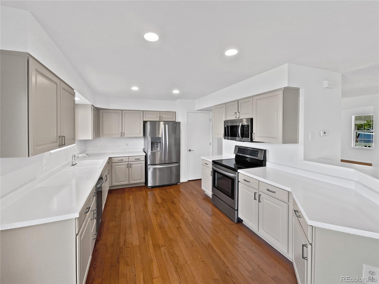 MLS Image #5 for 9515  bexley drive,highlands ranch, Colorado