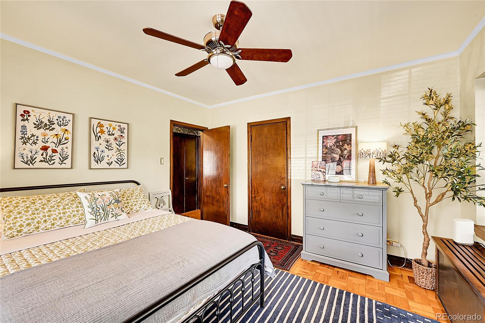MLS Image #15 for 963 n logan street,denver, Colorado