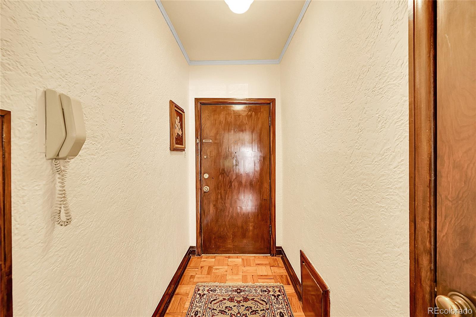 MLS Image #3 for 963 n logan street,denver, Colorado