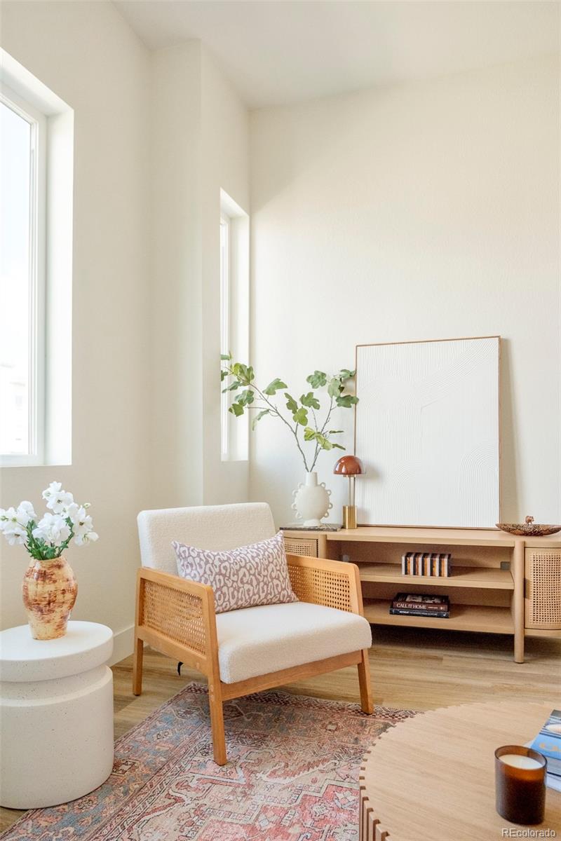 MLS Image #14 for 2105 s galapago street,denver, Colorado