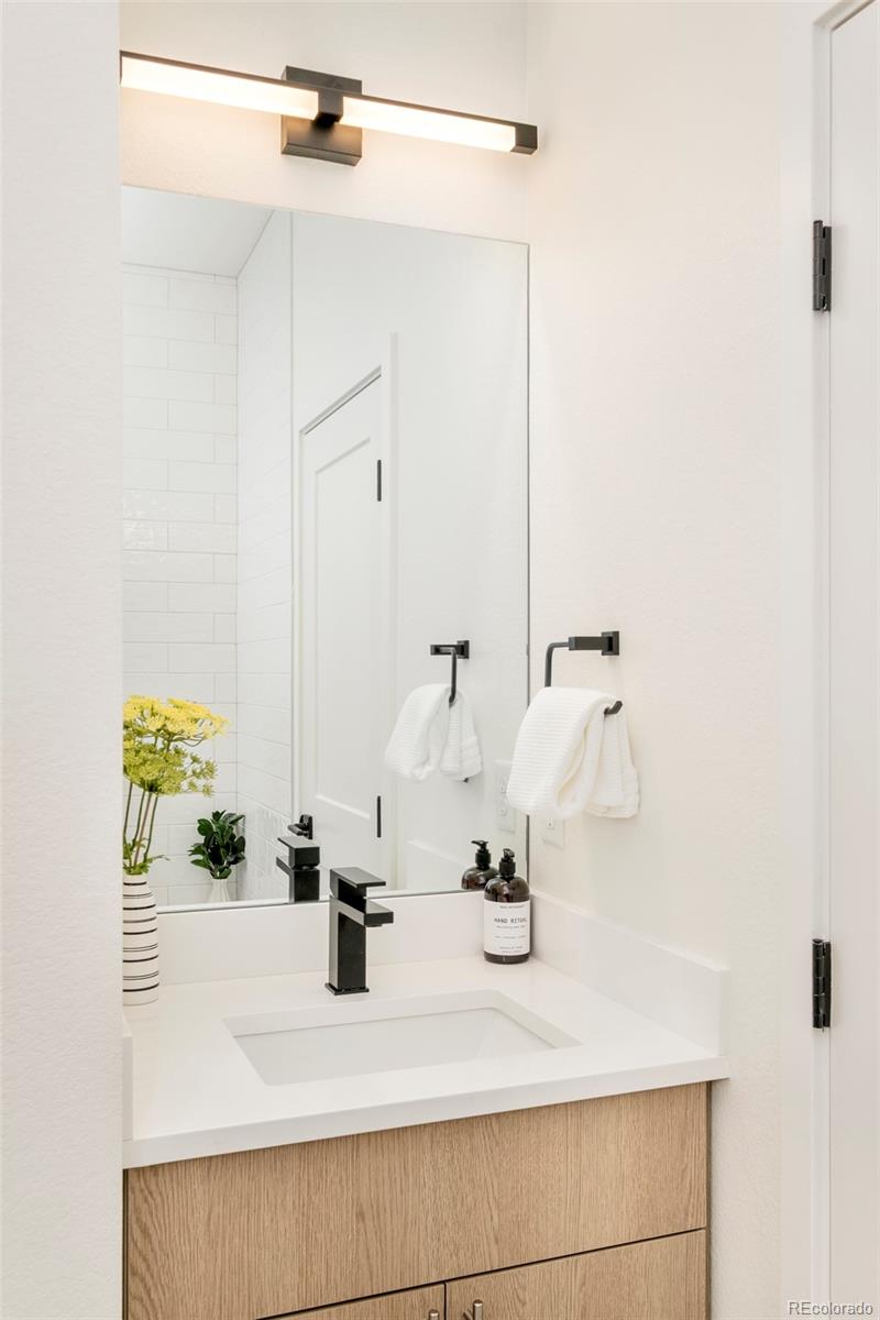 MLS Image #21 for 2105 s galapago street,denver, Colorado