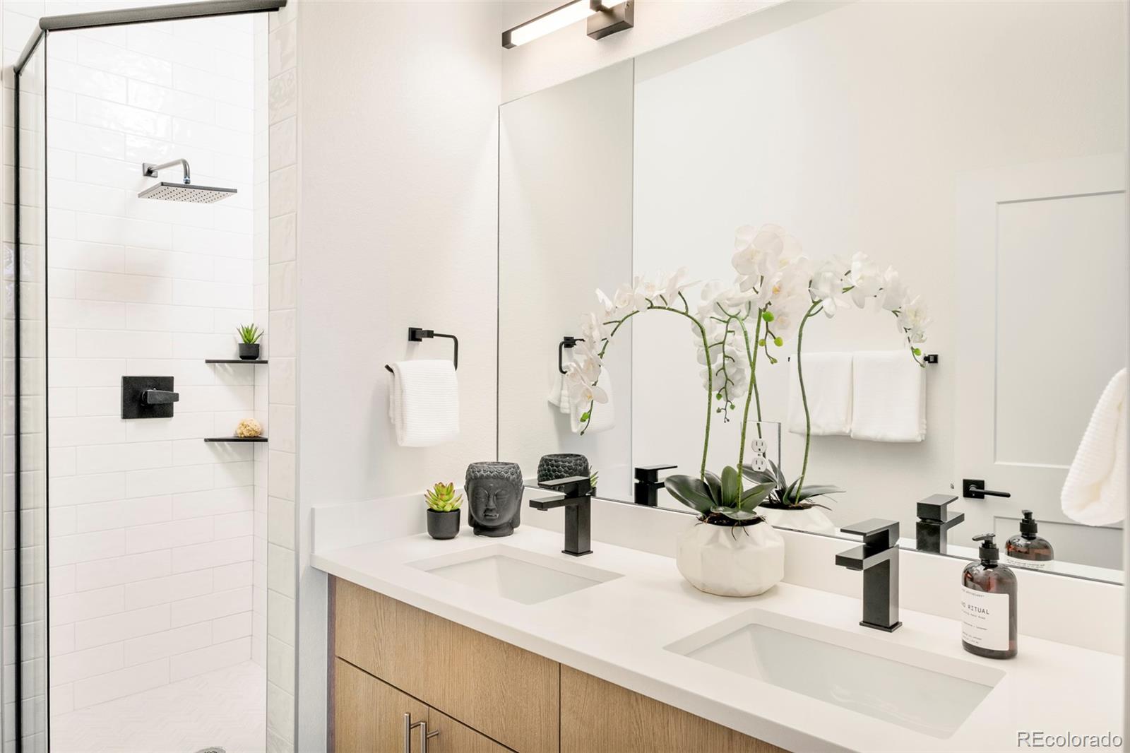 MLS Image #24 for 2105 s galapago street,denver, Colorado