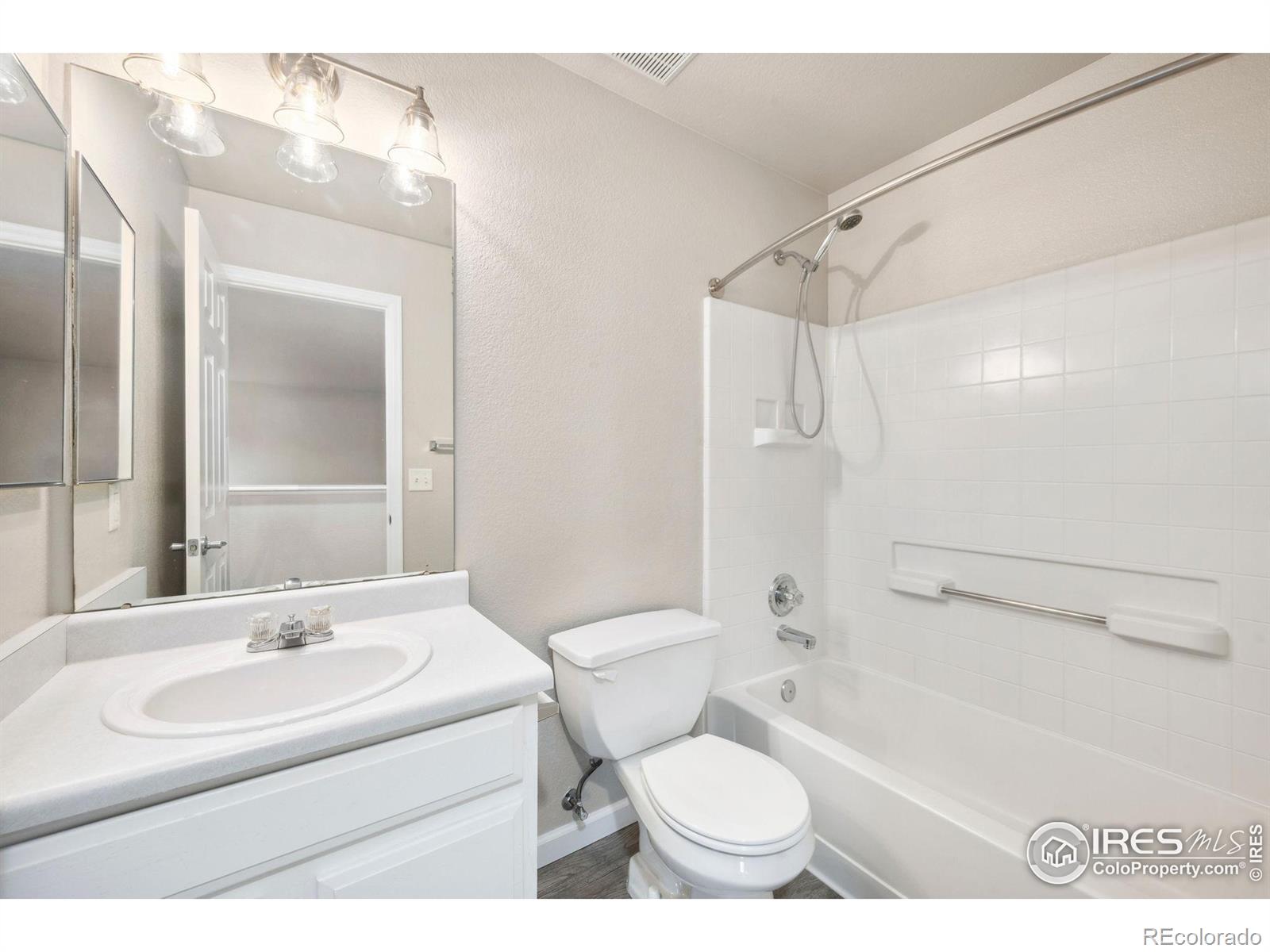 MLS Image #24 for 1932  mainsail drive,fort collins, Colorado