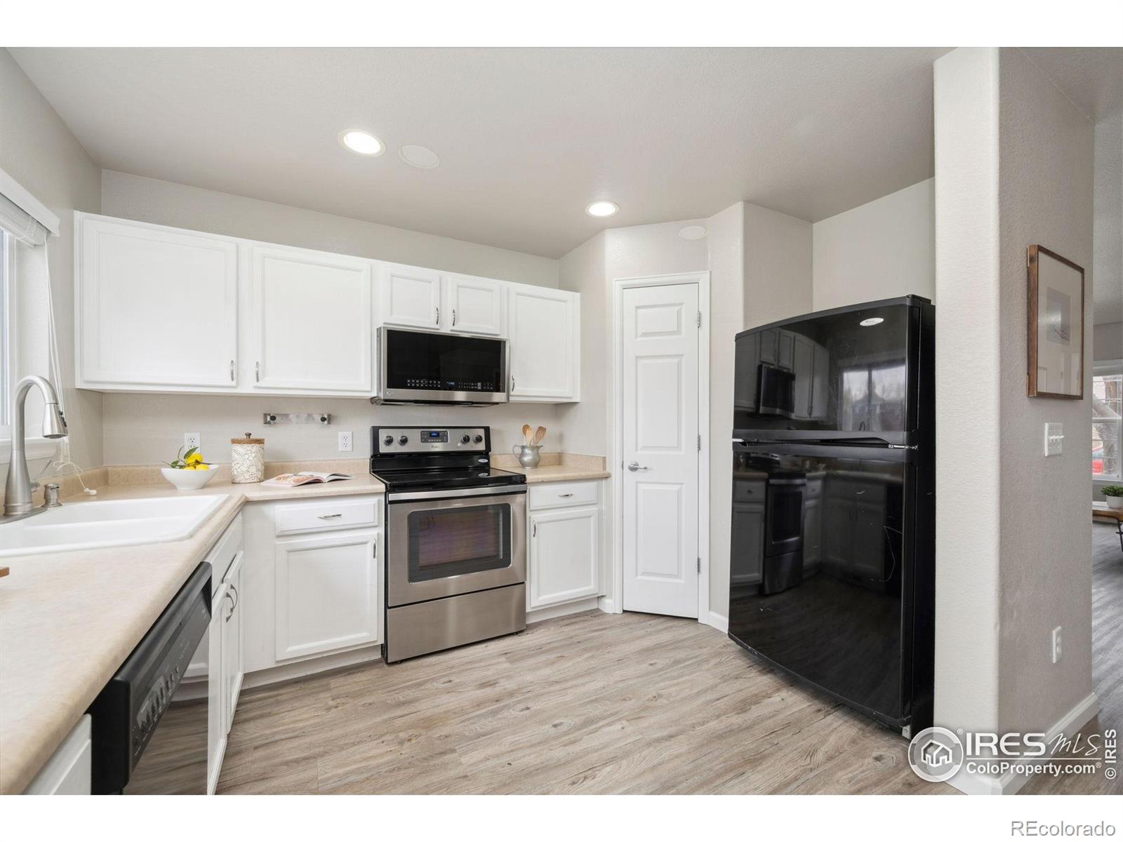MLS Image #8 for 1932  mainsail drive,fort collins, Colorado
