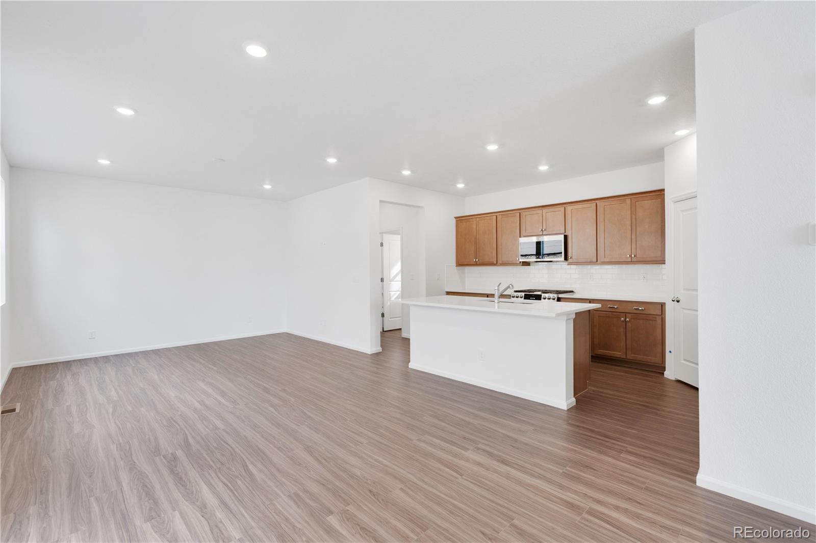 MLS Image #2 for 5456 n elk street,aurora, Colorado