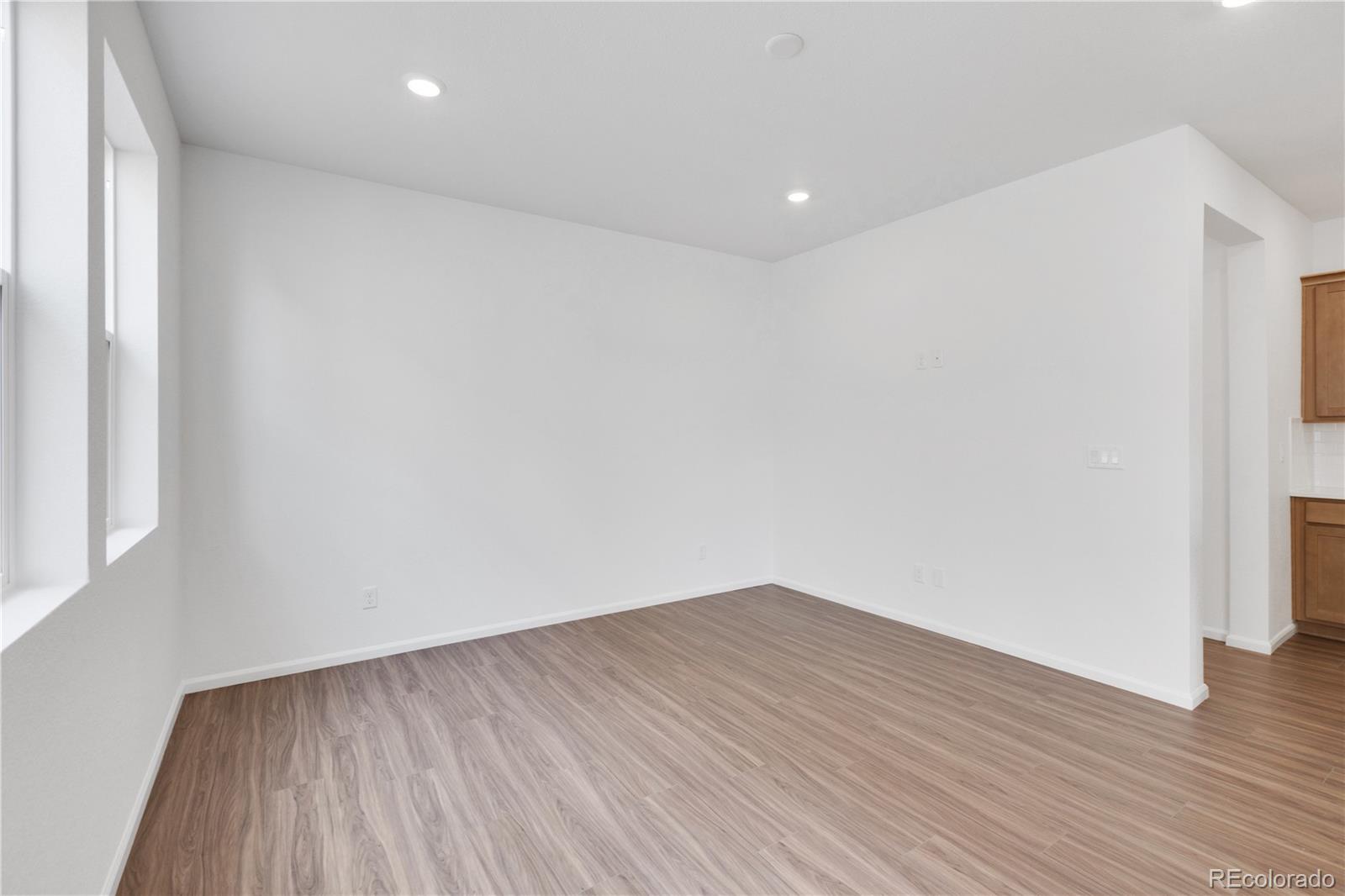 MLS Image #6 for 5456 n elk street,aurora, Colorado