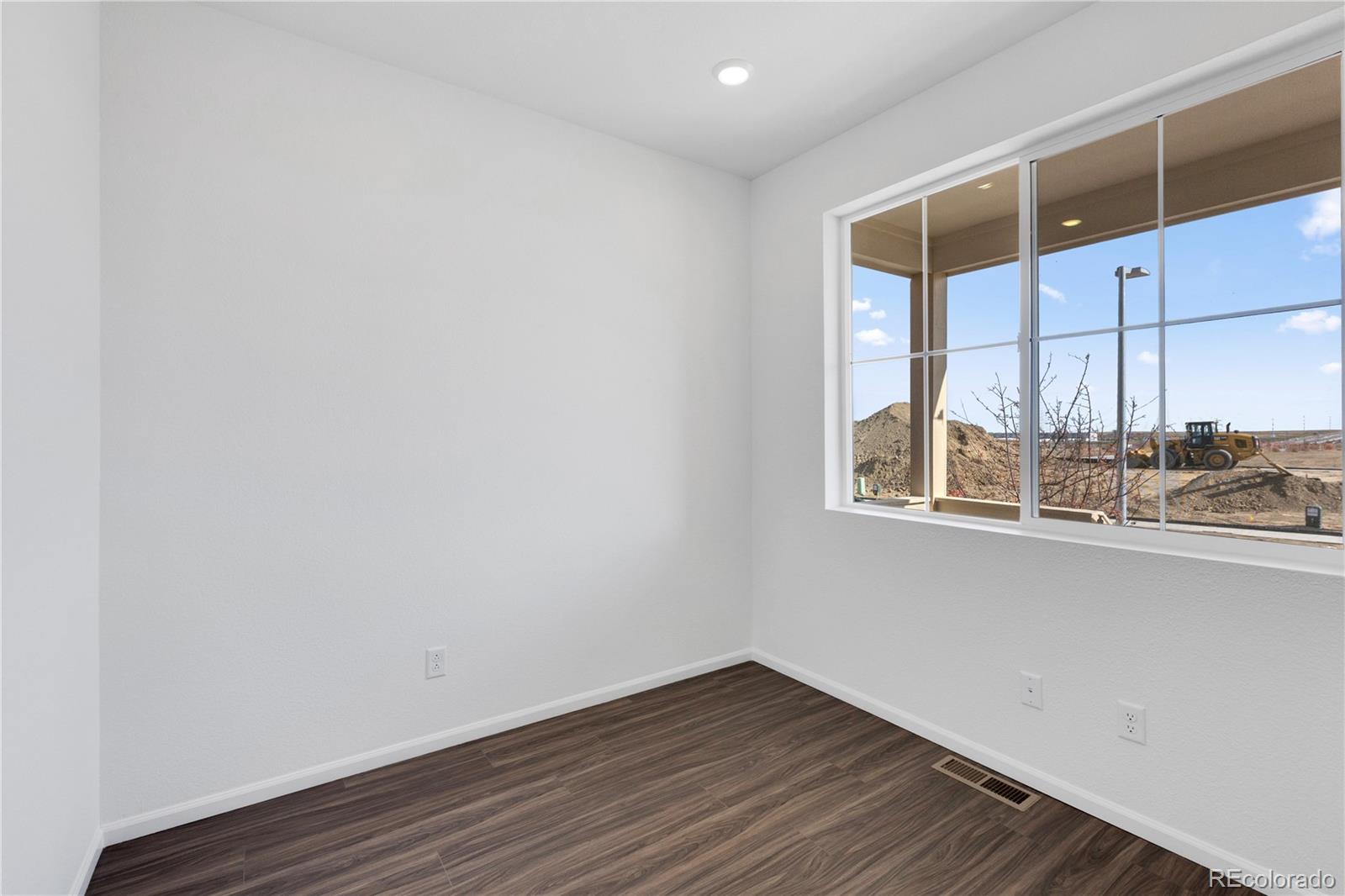 MLS Image #8 for 5456 n elk street,aurora, Colorado