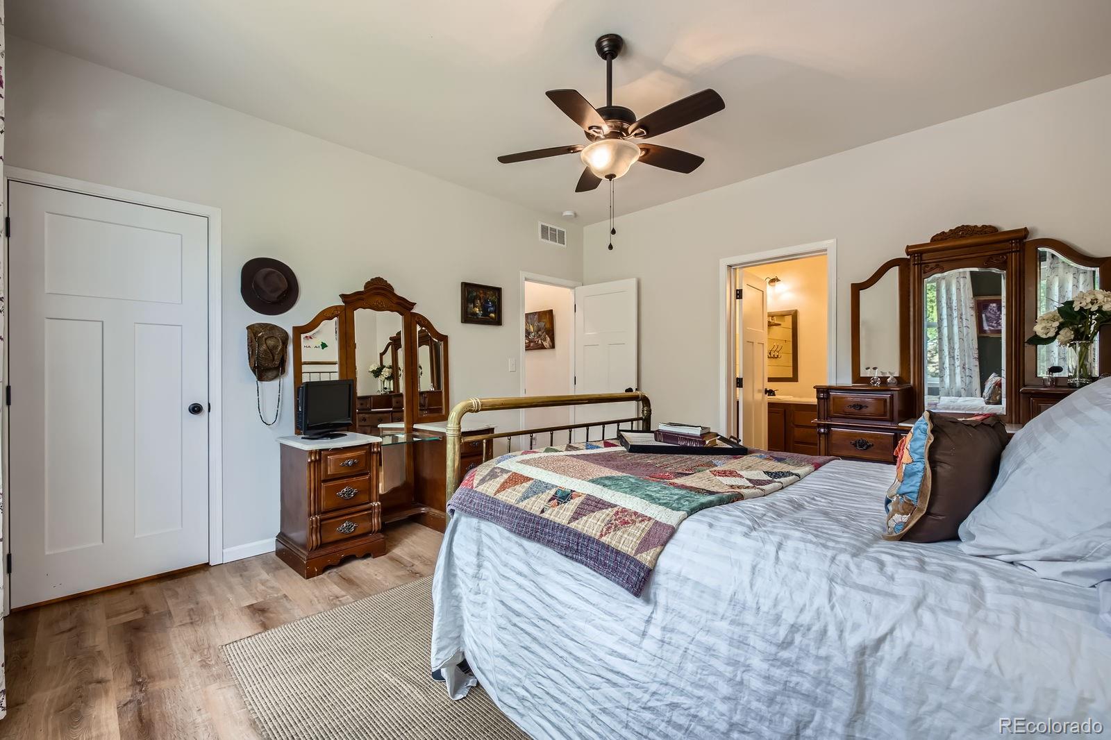 MLS Image #13 for 180  garnet way,florissant, Colorado