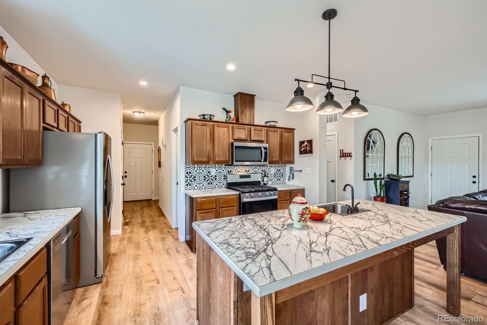 MLS Image #9 for 180  garnet way,florissant, Colorado