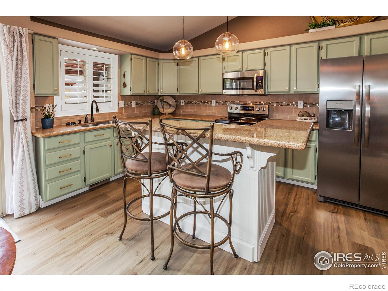 MLS Image #13 for 1728  manchester court,loveland, Colorado