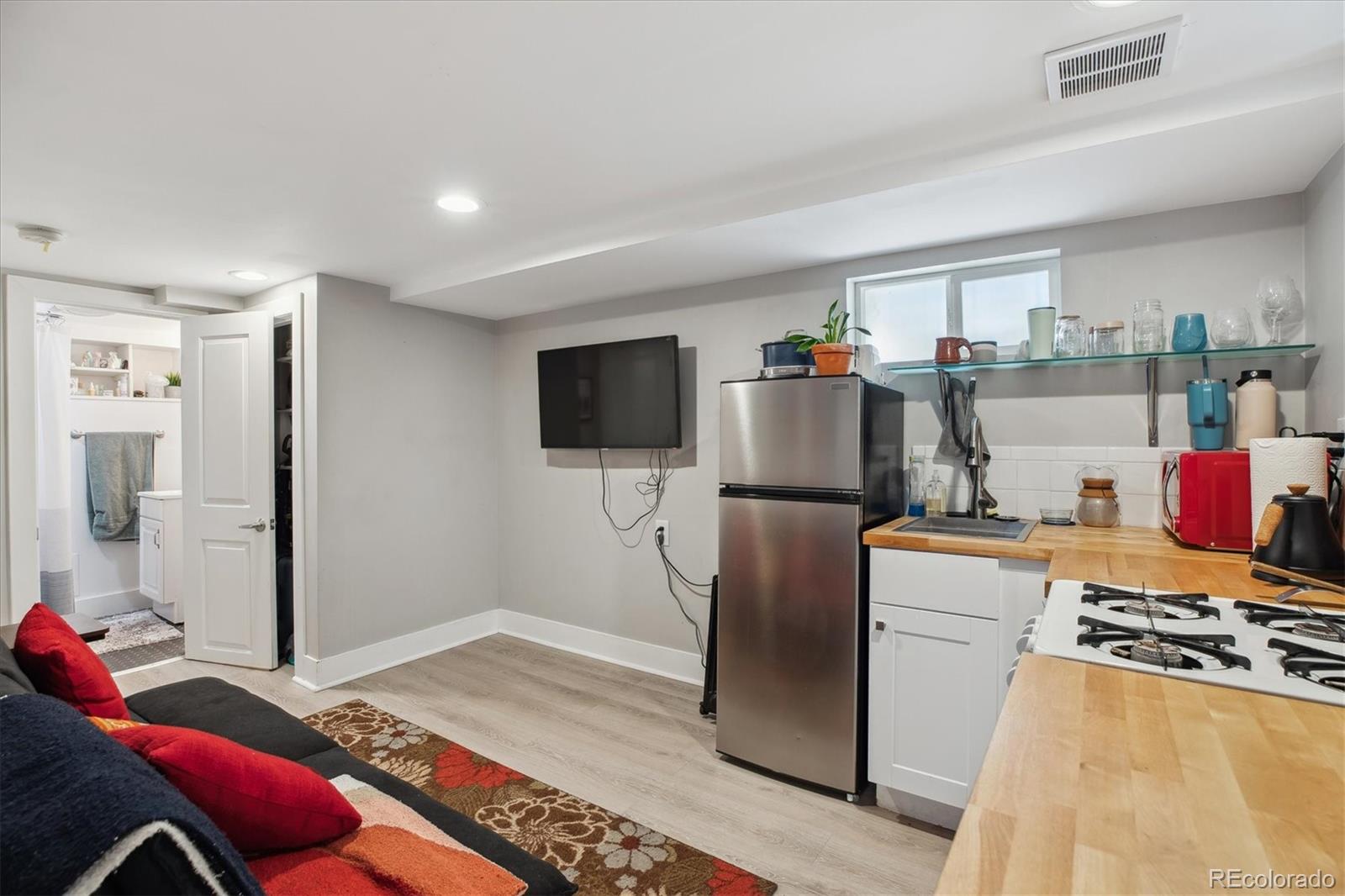 MLS Image #28 for 190 w archer place,denver, Colorado