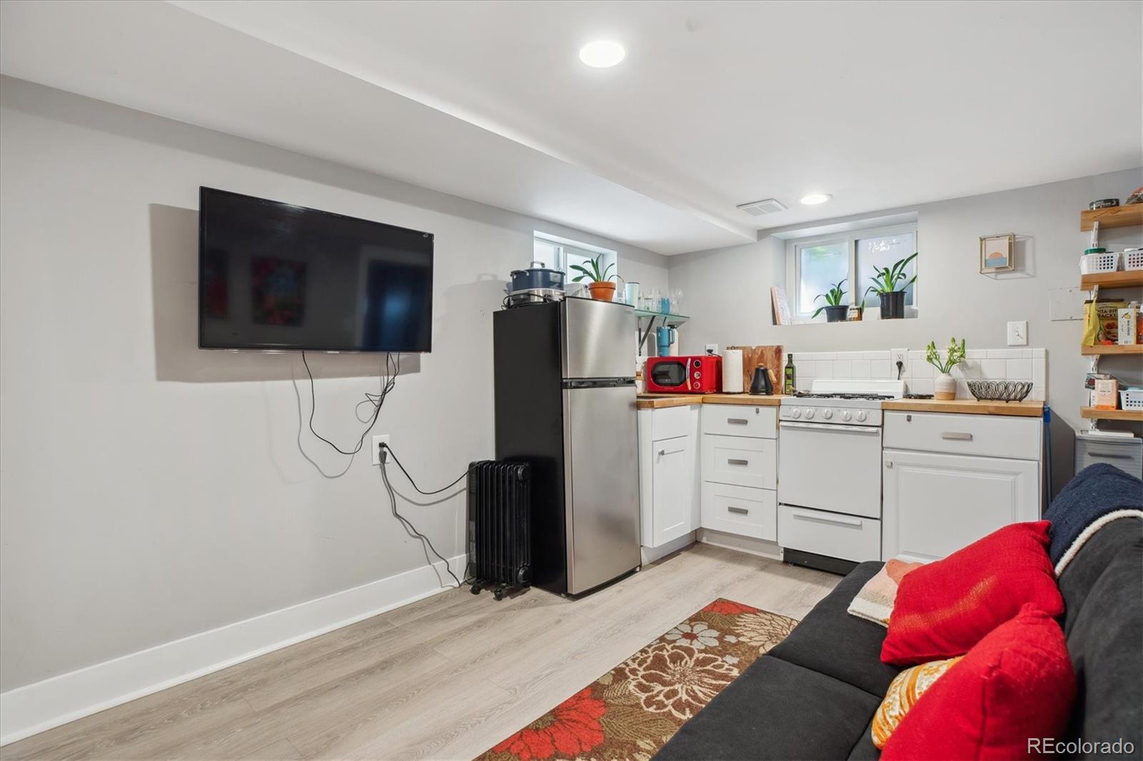 MLS Image #29 for 190 w archer place,denver, Colorado