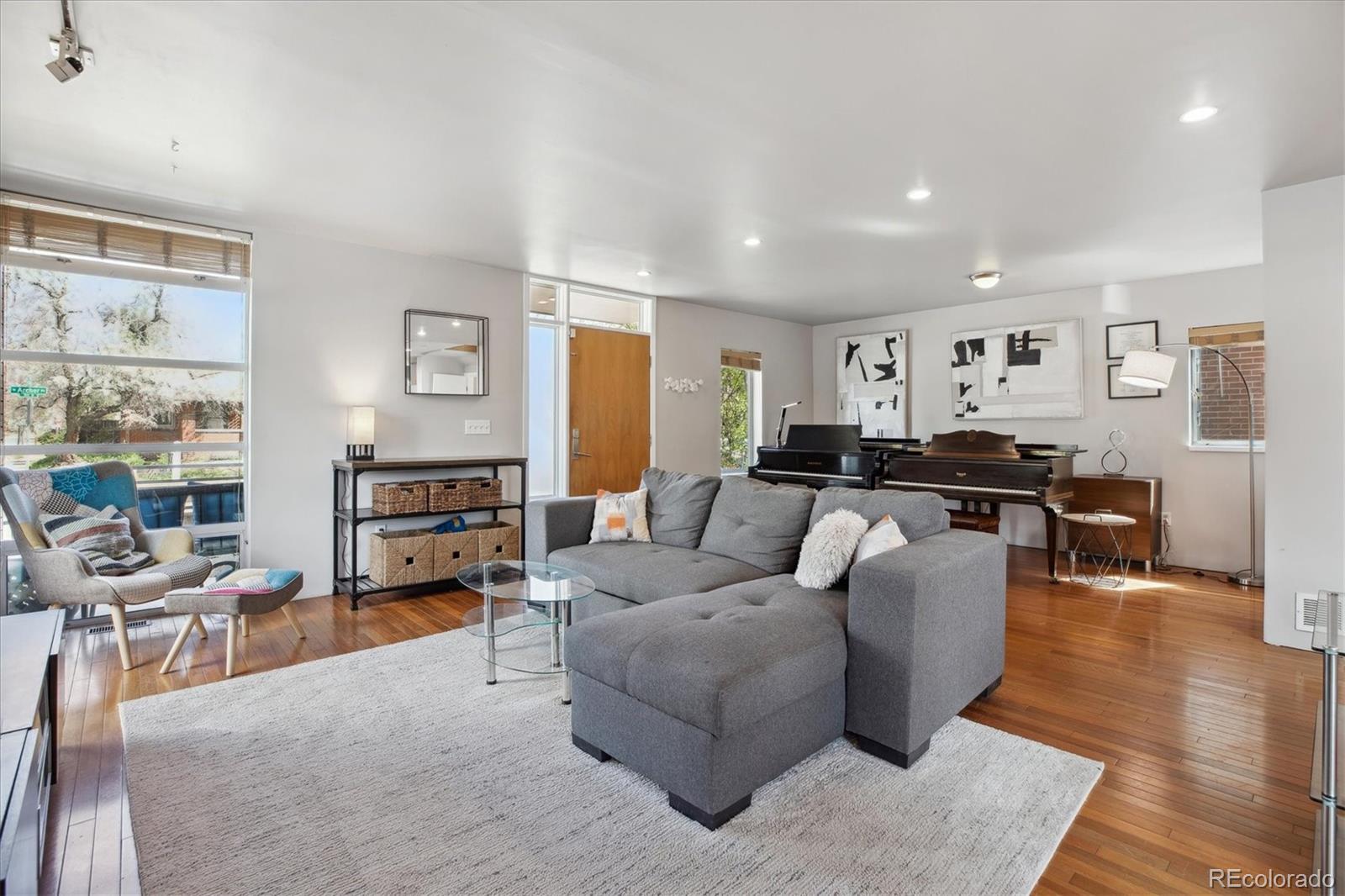 MLS Image #4 for 190 w archer place,denver, Colorado
