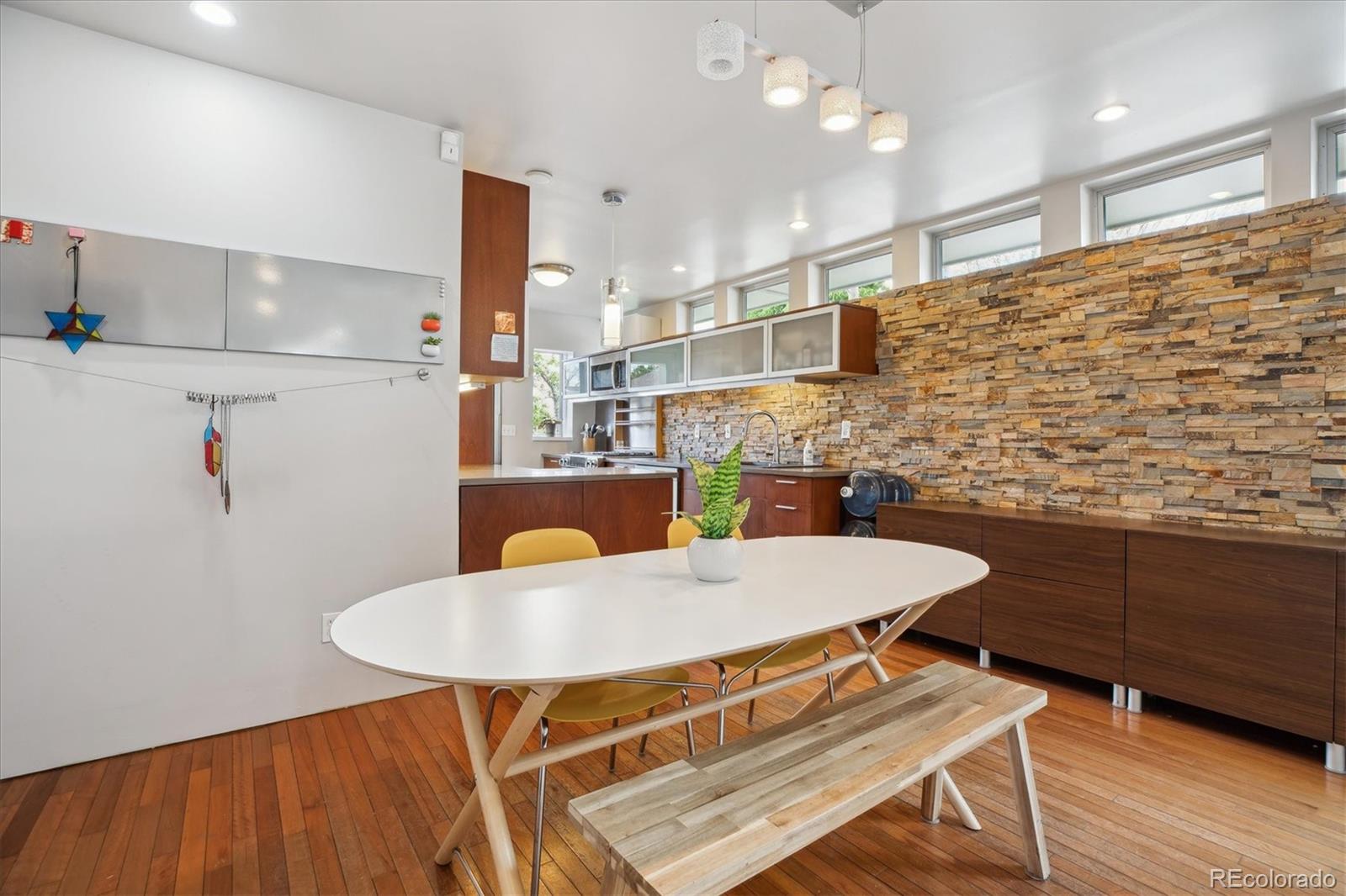 MLS Image #7 for 190 w archer place,denver, Colorado