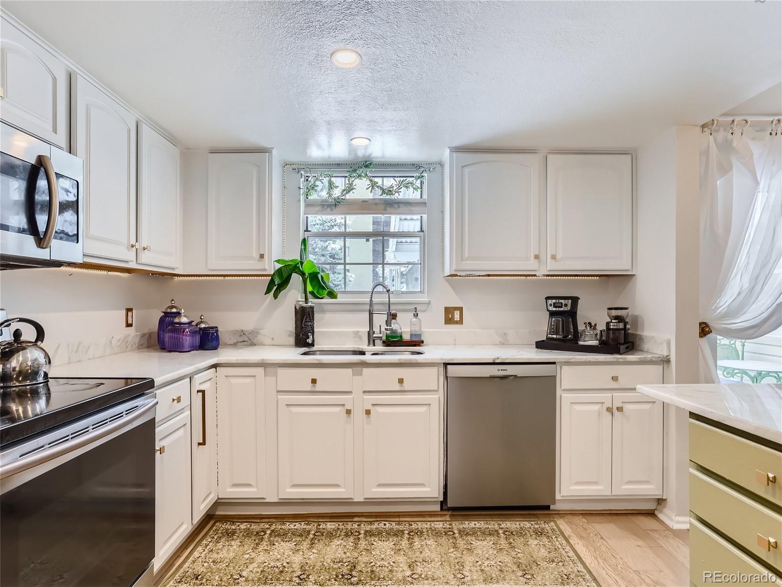 MLS Image #10 for 13908 e linvale place,aurora, Colorado