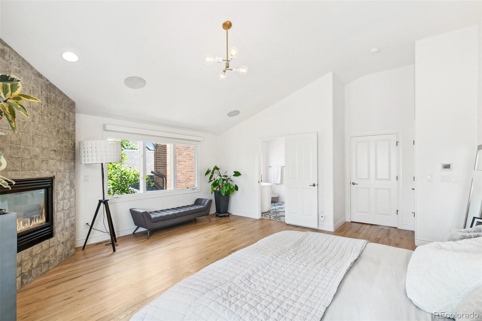 MLS Image #22 for 421  saint paul street,denver, Colorado