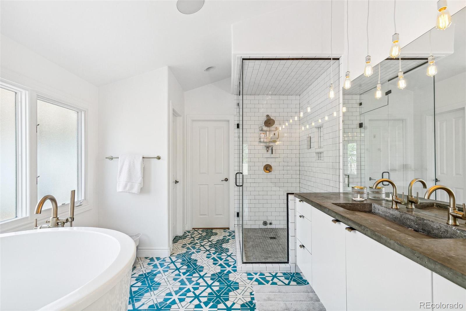 MLS Image #23 for 421  saint paul street,denver, Colorado