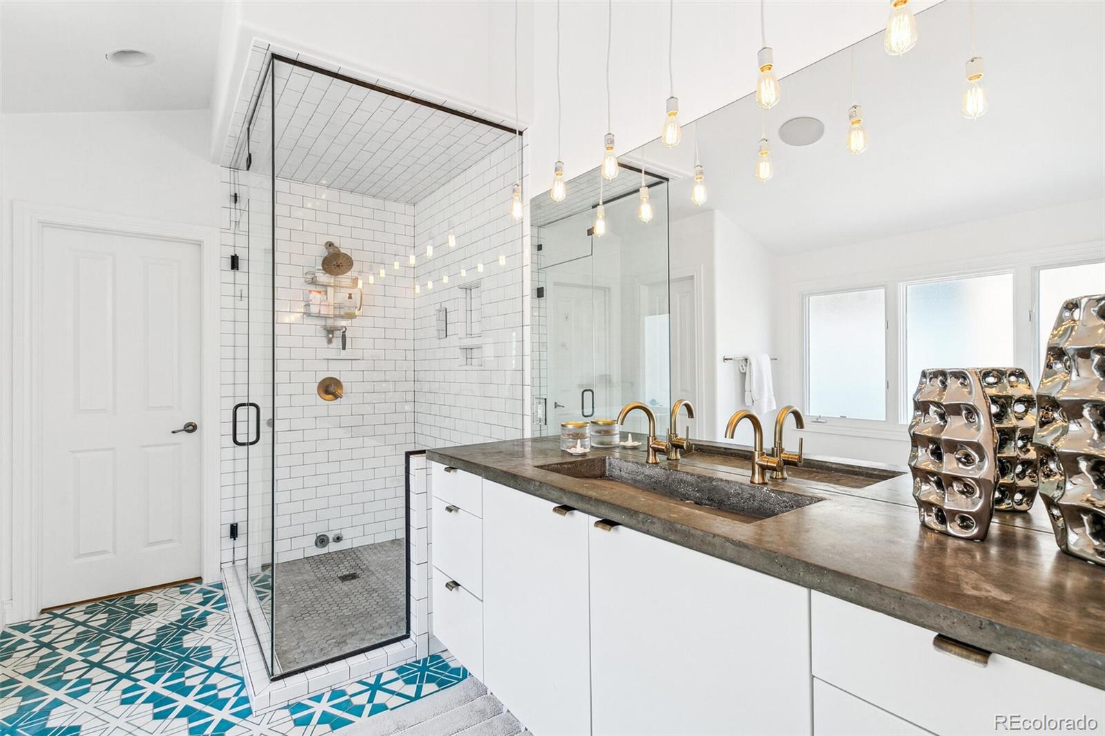 MLS Image #24 for 421  saint paul street,denver, Colorado