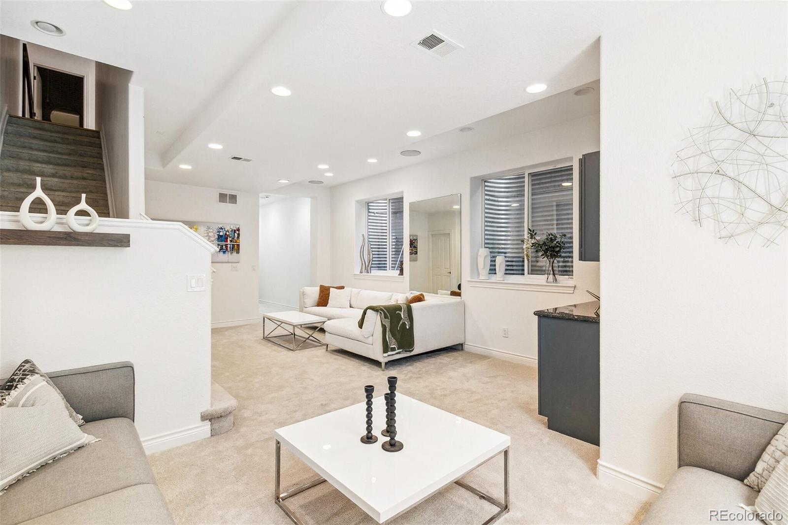 MLS Image #34 for 421  saint paul street,denver, Colorado
