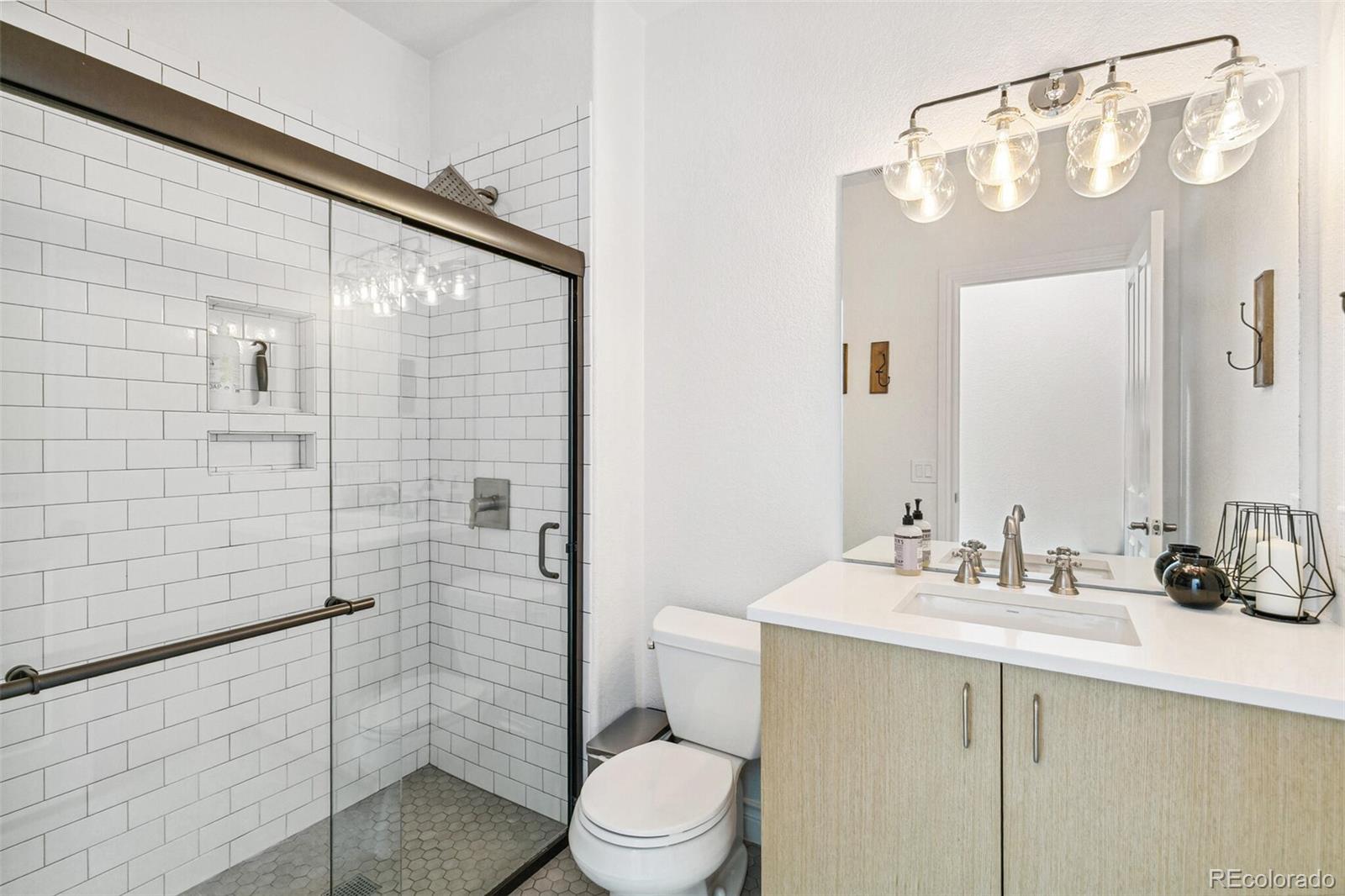 MLS Image #36 for 421  saint paul street,denver, Colorado