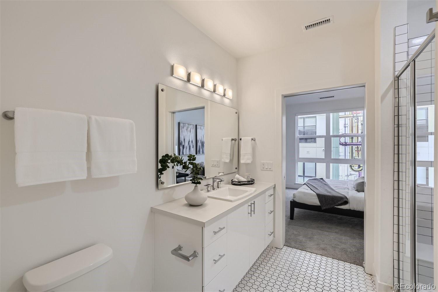MLS Image #14 for 3500 s corona street,englewood, Colorado