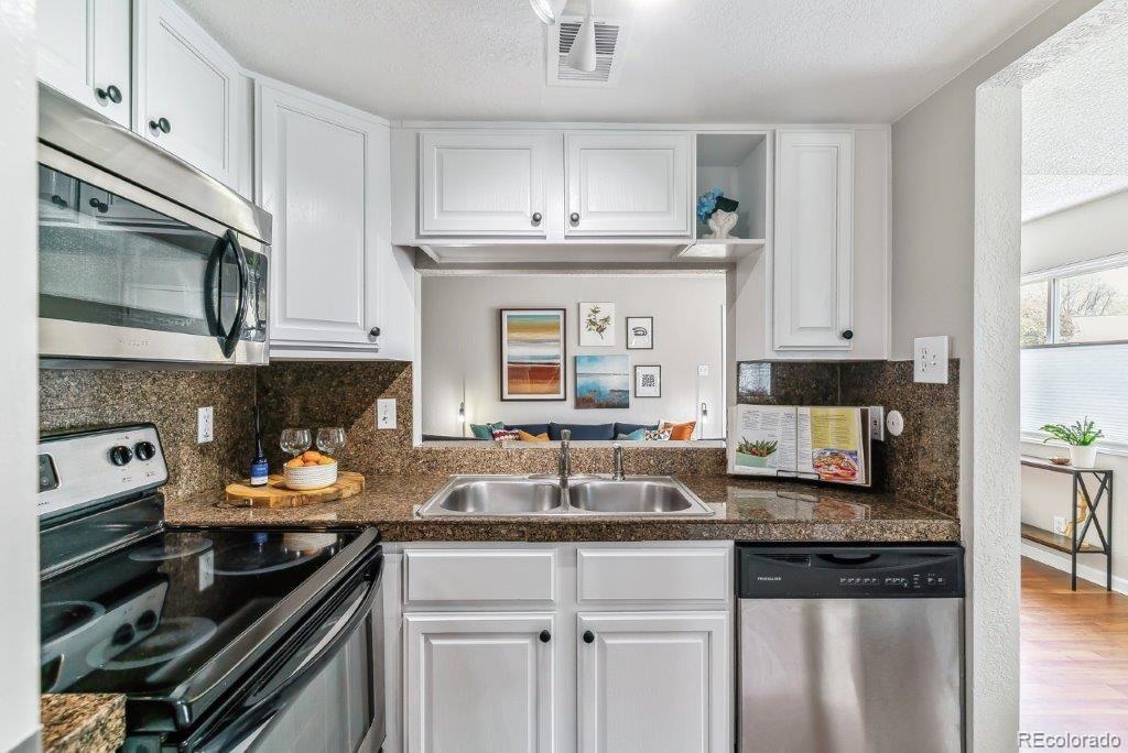 MLS Image #4 for 6650 e arizona avenue,denver, Colorado
