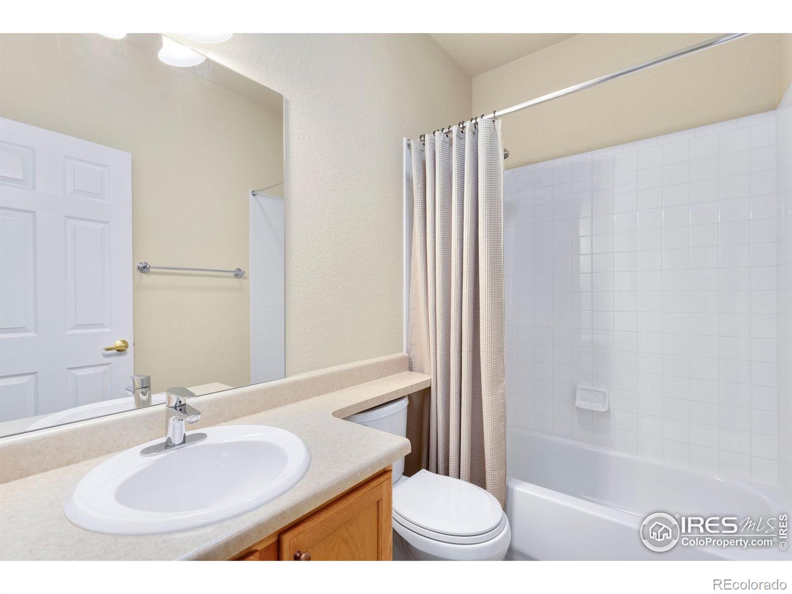 MLS Image #13 for 1810  signature court,longmont, Colorado