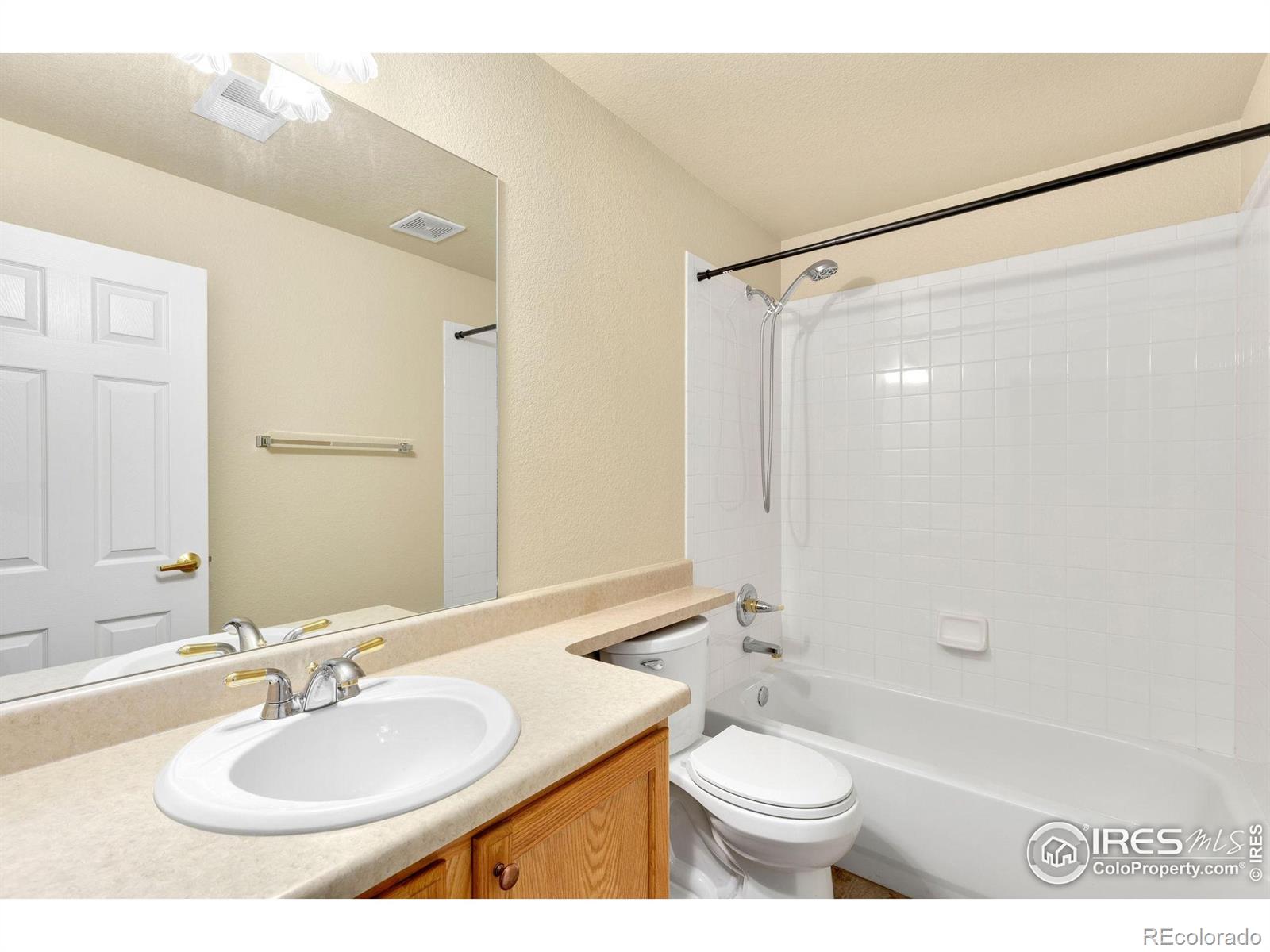 MLS Image #16 for 1810  signature court,longmont, Colorado