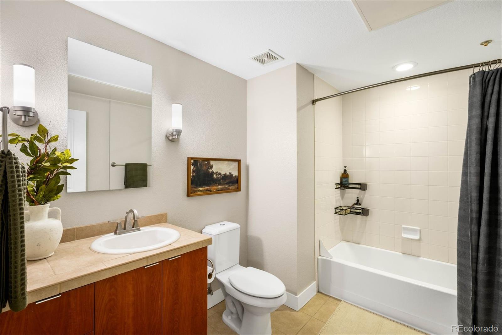 MLS Image #19 for 2240 n clay street,denver, Colorado