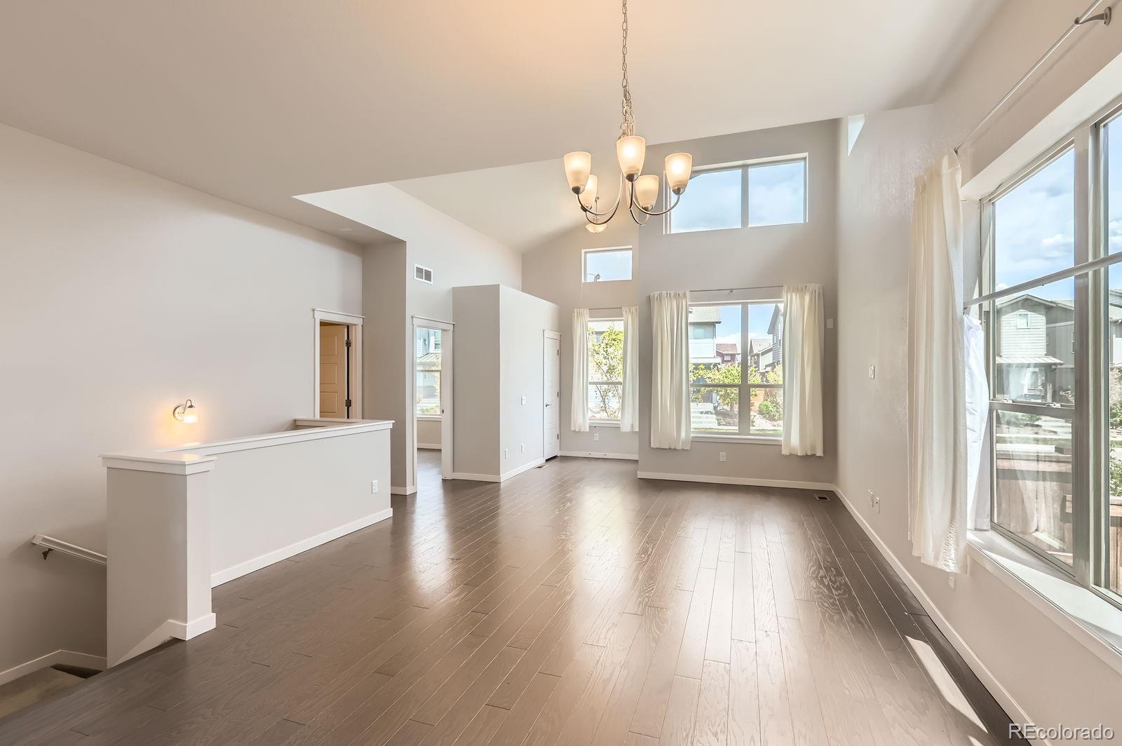MLS Image #13 for 9422 e 58th place,denver, Colorado