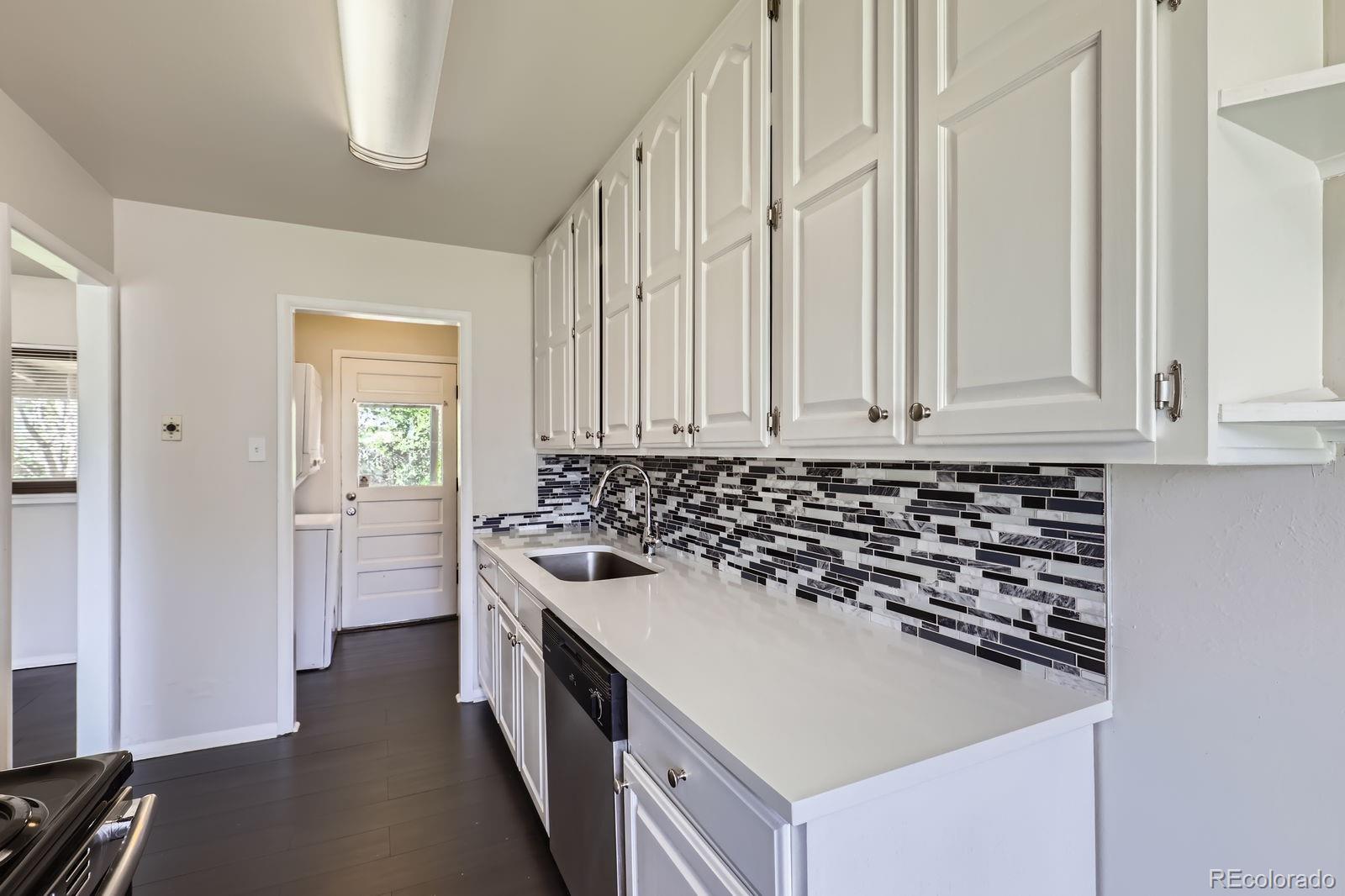 MLS Image #6 for 2865 s fairfax street,denver, Colorado