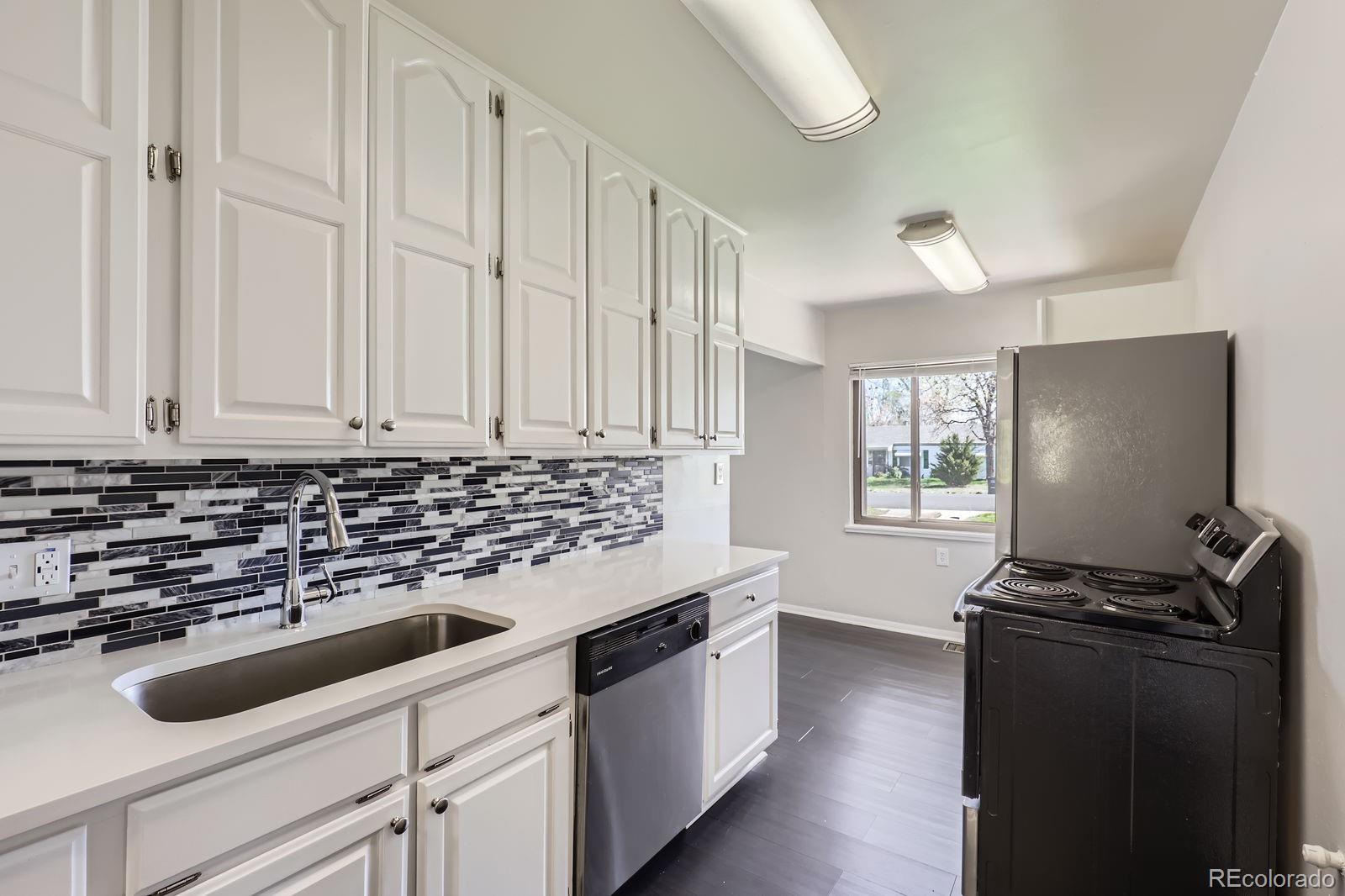 MLS Image #7 for 2865 s fairfax street,denver, Colorado