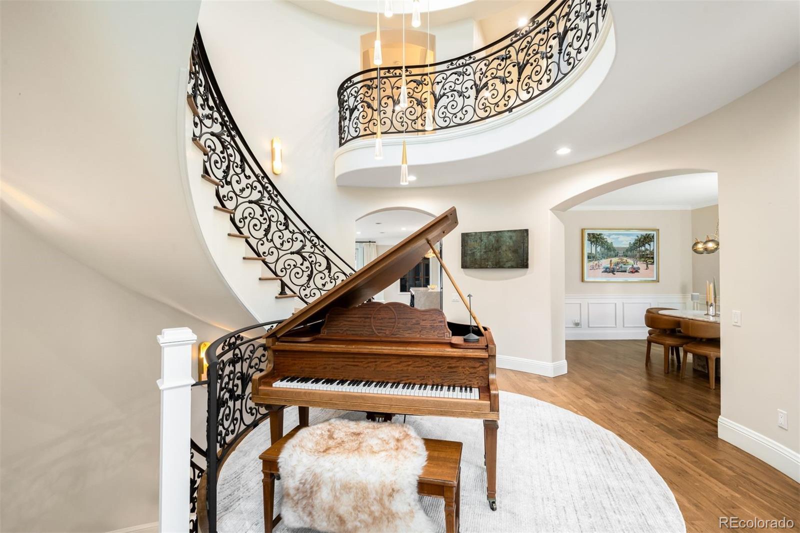 MLS Image #11 for 2400 s columbine street,denver, Colorado