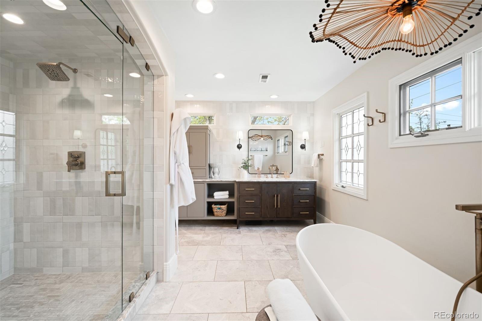 MLS Image #31 for 2400 s columbine street,denver, Colorado