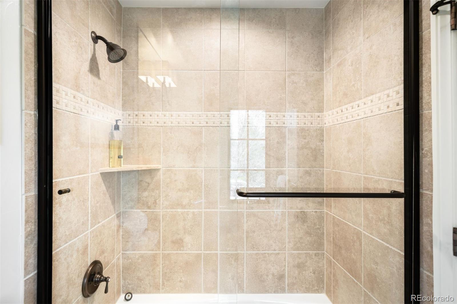 MLS Image #38 for 2400 s columbine street,denver, Colorado
