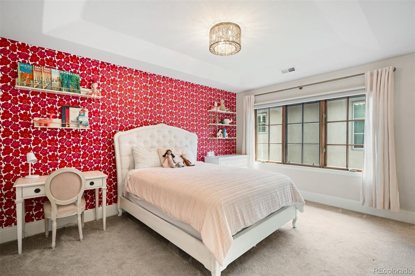 MLS Image #41 for 2400 s columbine street,denver, Colorado