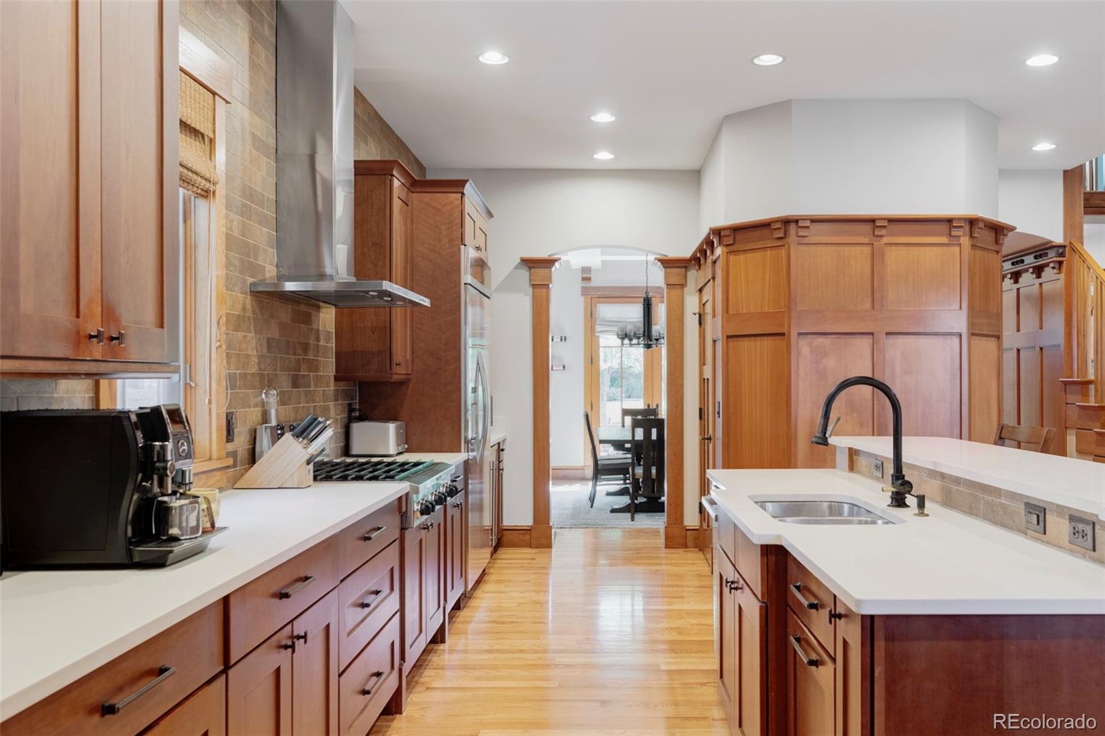MLS Image #11 for 1143 s saint paul street,denver, Colorado