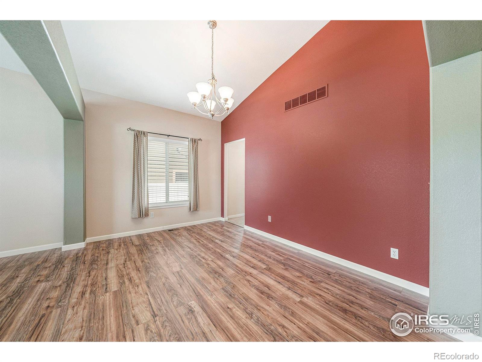 MLS Image #3 for 2128  redhead drive,johnstown, Colorado