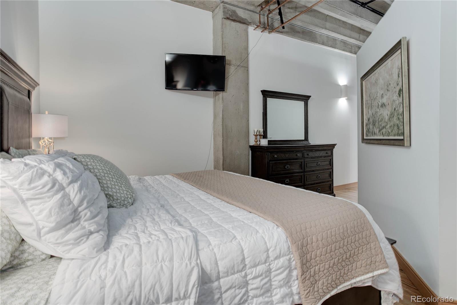 MLS Image #18 for 1020  15th street 210,denver, Colorado