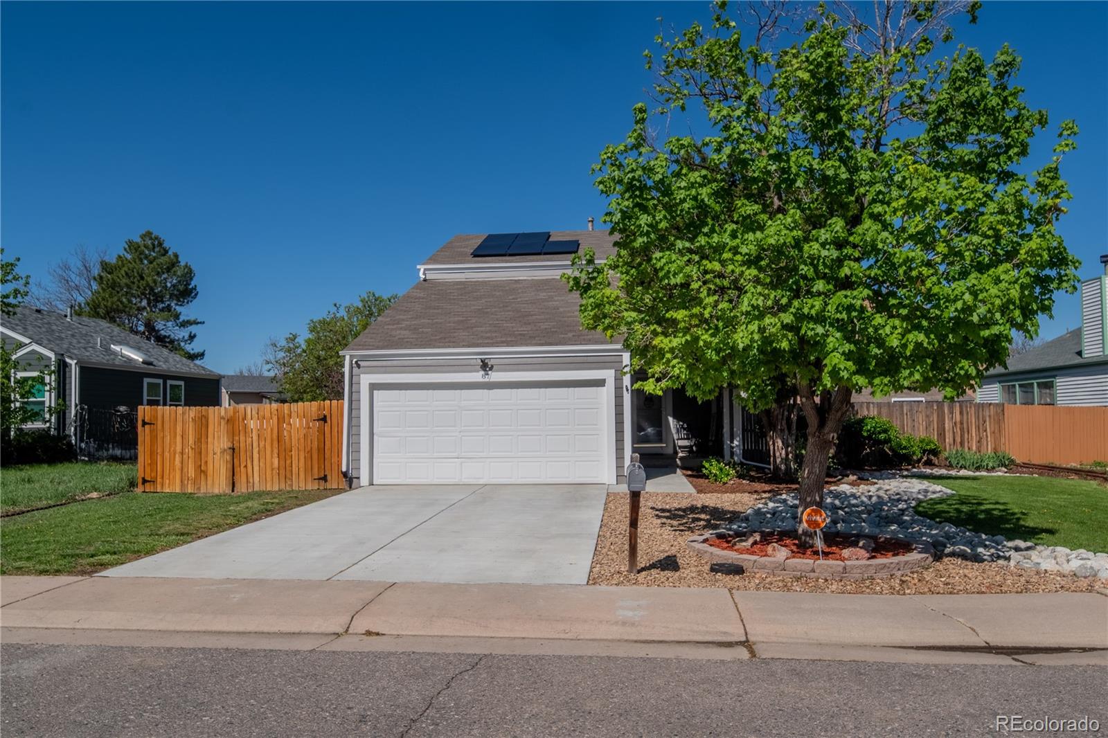 MLS Image #2 for 87  macon court,aurora, Colorado