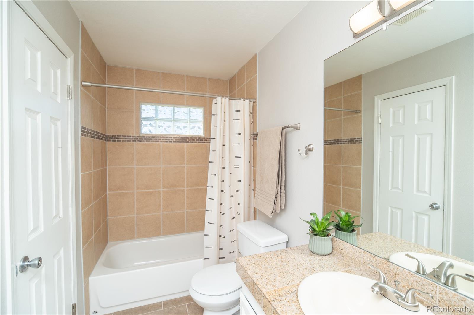 MLS Image #25 for 87  macon court,aurora, Colorado