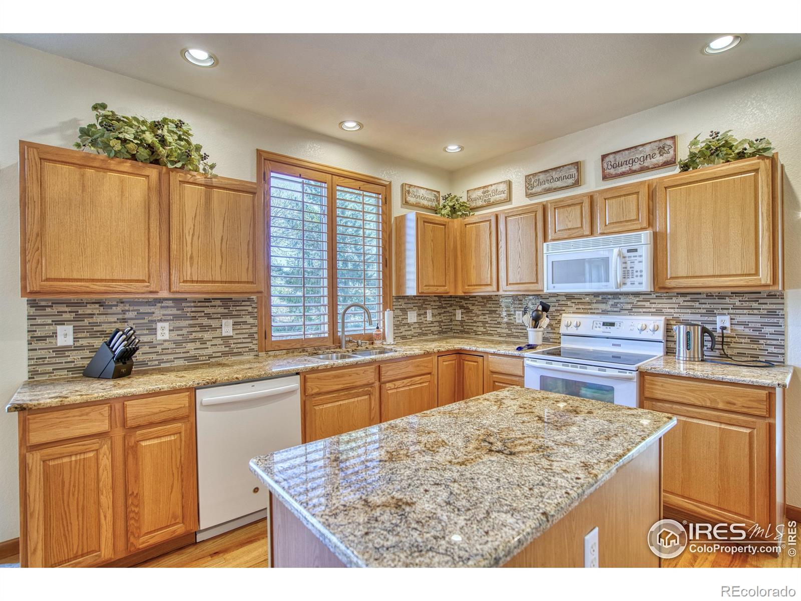 MLS Image #5 for 8574 w 94th avenue,westminster, Colorado