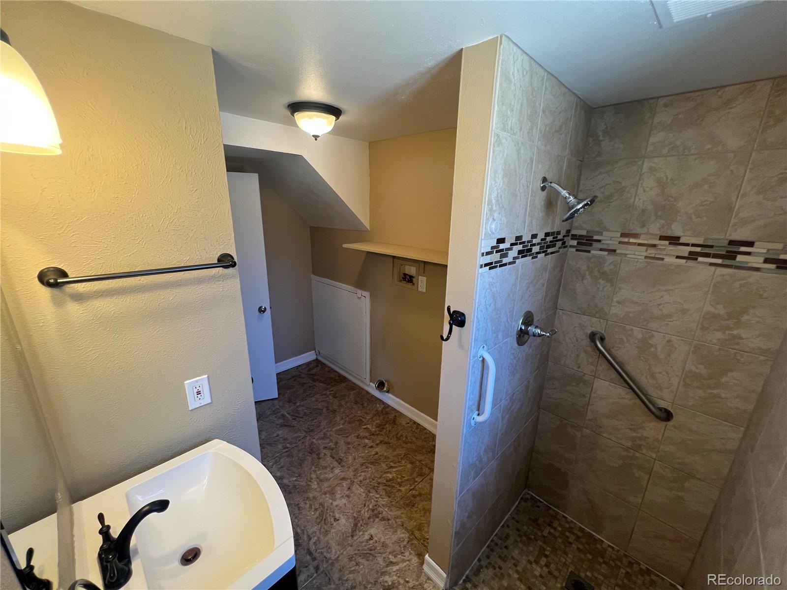 MLS Image #6 for 7021  saulsbury street,arvada, Colorado