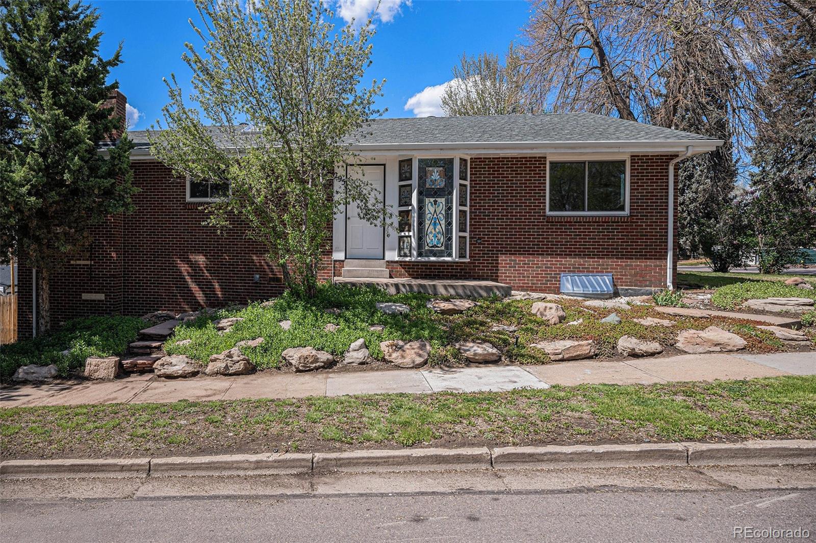MLS Image #4 for 295 e amherst avenue,englewood, Colorado