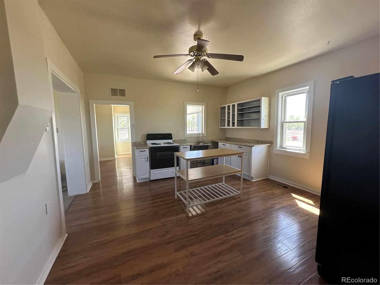 MLS Image #16 for 135  36th lane,pueblo, Colorado