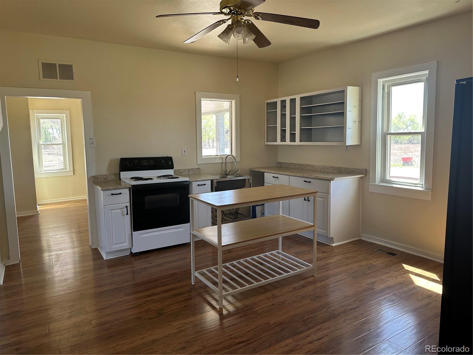 MLS Image #17 for 135  36th lane,pueblo, Colorado