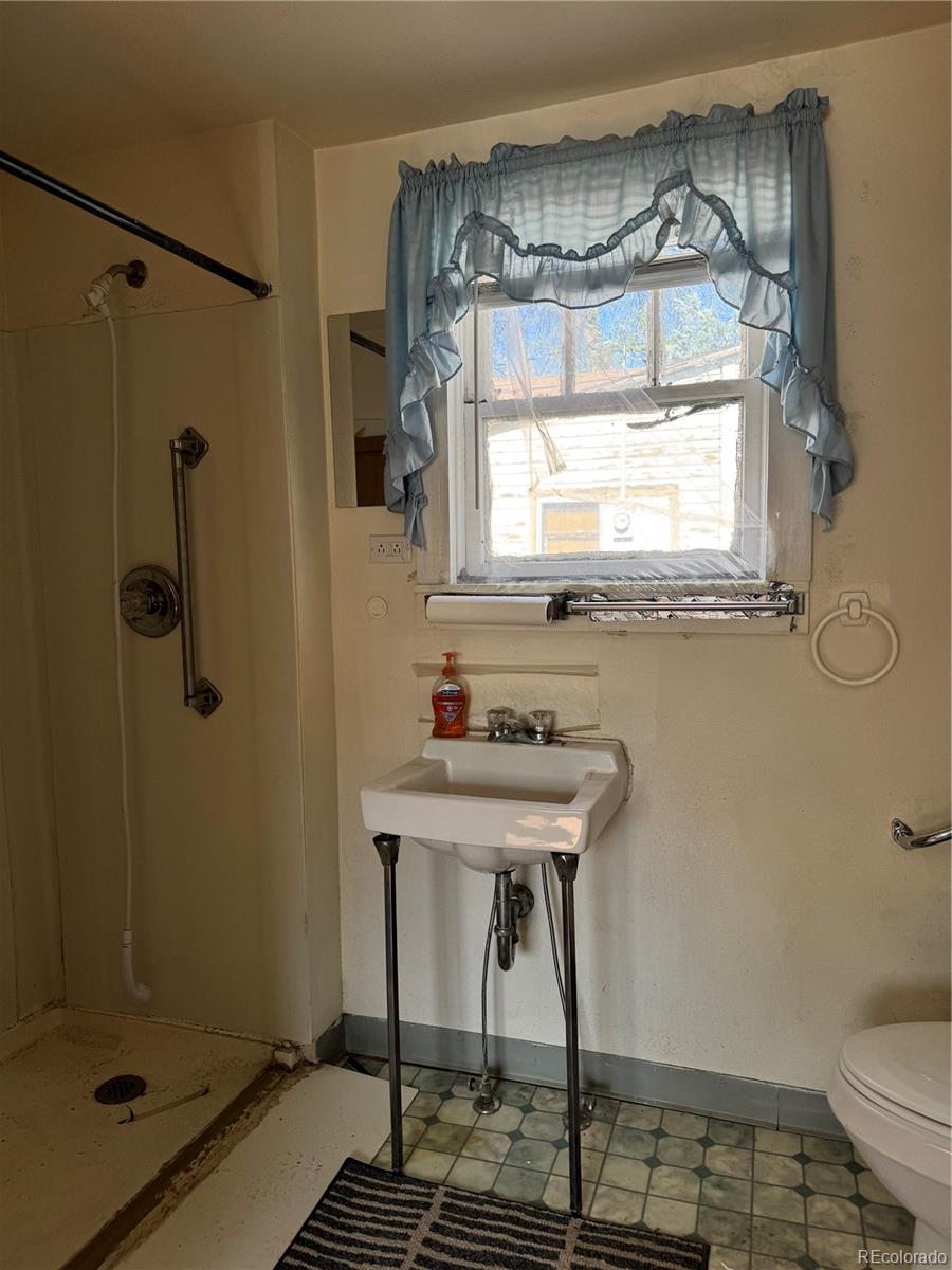 MLS Image #8 for 1423  harrison avenue,canon city, Colorado
